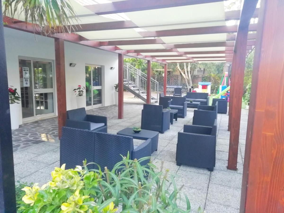 Hotel Rita チェルヴィア エクステリア 写真